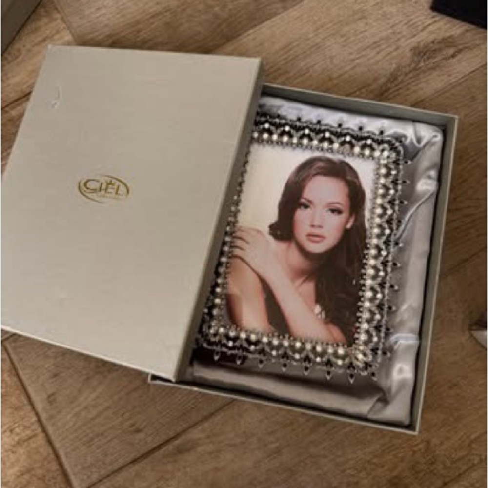 Ciel Collectibles 5 x 7 Crystal Photo Frame(s) – New in Box